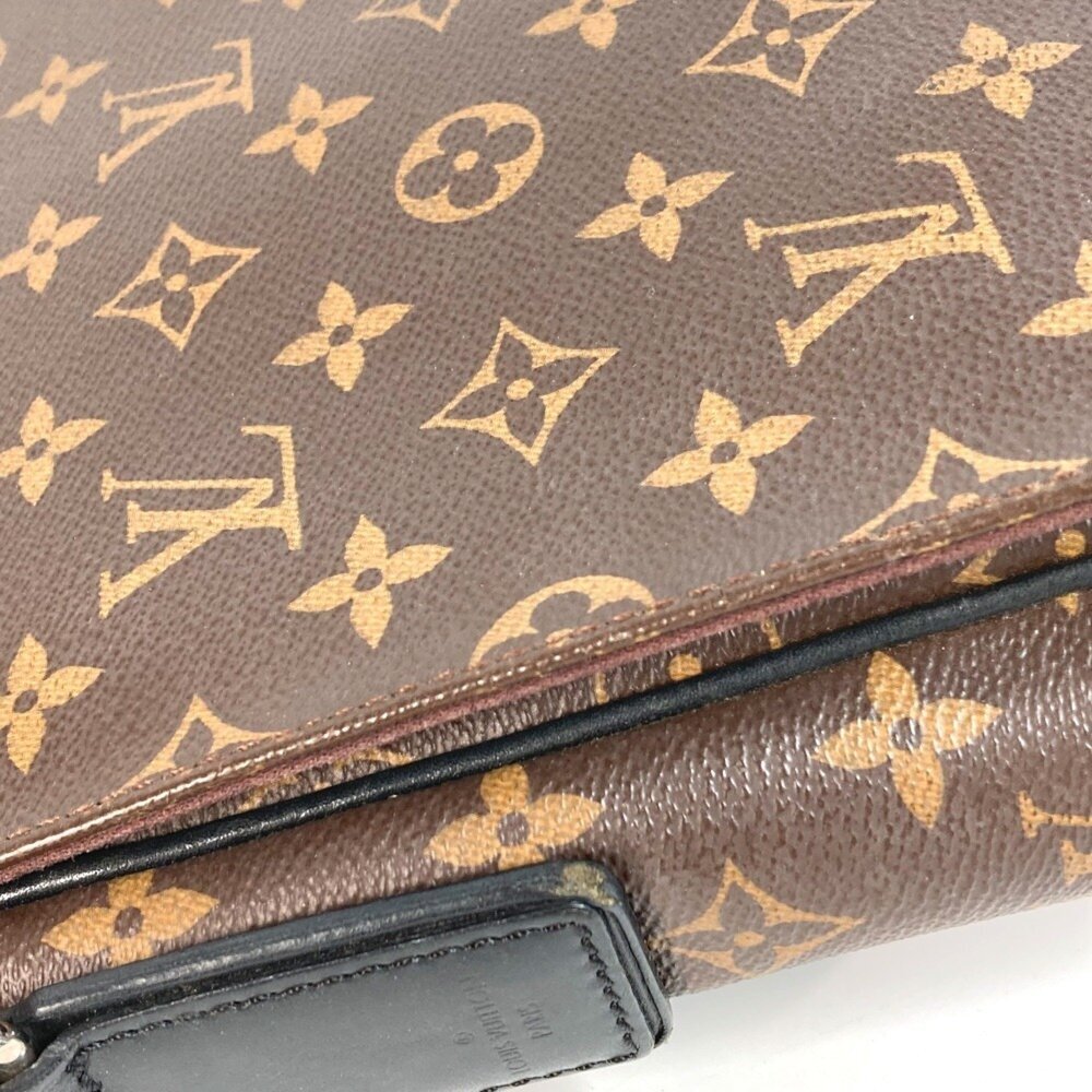 LOUIS VUITTON Authentic Black Monogram Canvas Messenger Shoulder Bag - Picture 10 of 16